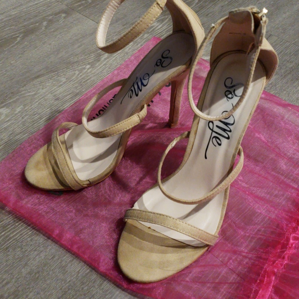 Tan heels